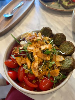 Added falafel, loved this dish at O'YO - Brabantdam in Ghent