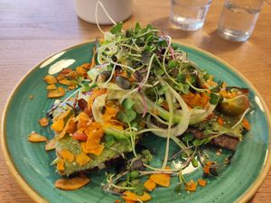 Pesto Pleasure Toast at O'YO - Brabantdam in Ghent