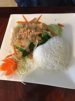 Peanut sauce at Calistoga Thai Kitchen in Calistoga