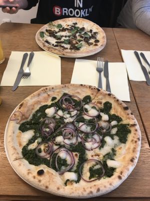 spinach pizza new version at Chutnej in Vinohrady