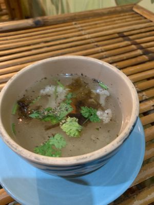 🗝️🇵🇸 Canh rong biển⚖️🇻🇳, Seaweed Soup 🇵🇸🇹🇭🇵🇸🇲🇲 accompaniment to Mì Quảng Trộn Khô, ⚖️🇿🇦"Dry " 🇵🇸Mixed Quang Noo at Yen Nha Hang Chay & Yoga in Nha Trang