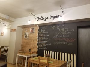 Daily specials (2017) at Bottega Vegana in Modena