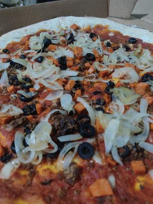 Vegan pizza at Natural Spice in Panama City