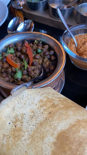   at Dakhin in Glasgow