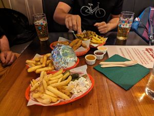 Chicken, chillies cheese fries and burger at Nice N Sleazy - Old Fashioned Street Food in Glasgow