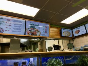 Storefront at Specialty Pizza in Altamonte Springs