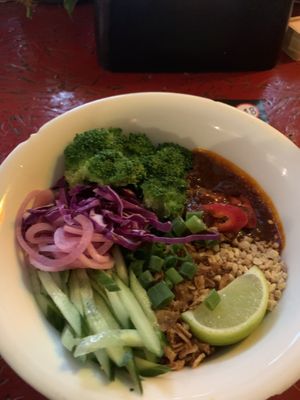 Dan dan noedels   at Burger Box in Tallinn