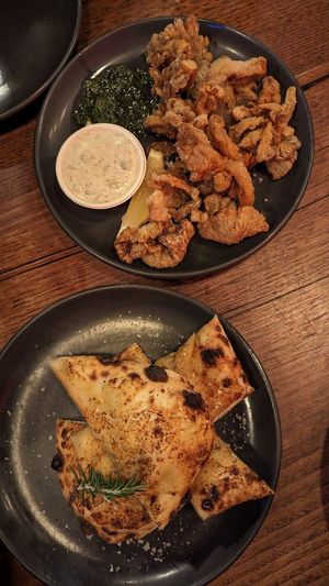 Mushroom fritti (amazzing, crispy, v.reminiscent of calamari), and Garlic bread $10.00 at Red Sparrow Pizza in Collingwood