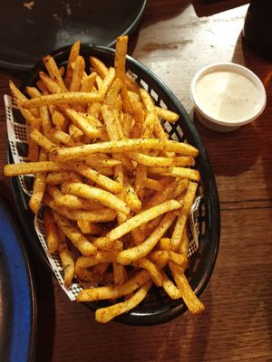Chips with ranch sauce: yum at Red Sparrow Pizza in Collingwood