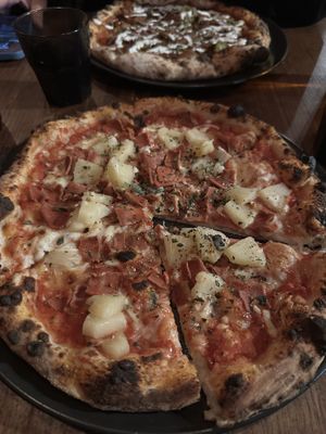 Vegan margherita   at Red Sparrow Pizza in Collingwood