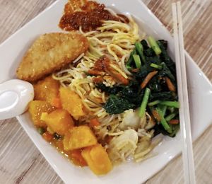 Chinese noodles with mixed vegetables  at e Veg 益素食 - IMM Building in West Singapore