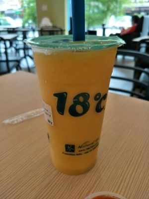 芒果冰沙 at 18CTEA in Ipoh