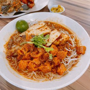 Meesiam  at Lian Yuan 莲缘素 in Central Singapore