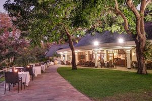 Cassia Restaurant - dining at The Cassia Restaurant in Victoria Falls