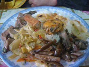 Full plate, tasty and varied, 100% Vegan at Quan Chay 15 in Dong Ha