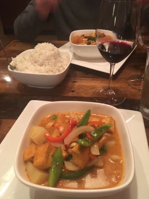 Vegan potato curry at Khom Fai in Macomb Township