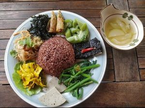 Cơm dĩa- Browrice Plate at Thuc Duong Bao An - Bao An Macrobiotic in Da Nang