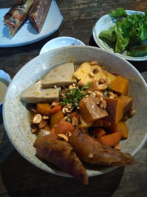 My Quang dish at Thuc Duong Bao An - Bao An Macrobiotic in Da Nang