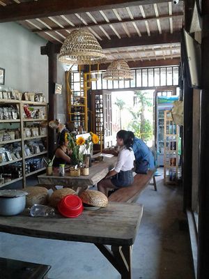 store corner & large table at Thuc Duong Bao An - Bao An Macrobiotic in Da Nang