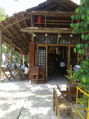 side & outside seating at Thuc Duong Bao An - Bao An Macrobiotic in Da Nang