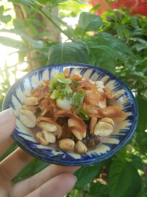 Bánh bèo thực dưỡng!!!
Gạo lứt 6 tháng, rửa sạch cho hết đất cát và sạn. Mang xay thành bột. Chút nhân, chút hành phi, chút dầu hành, chút nư at Thuc Duong Bao An - Bao An Macrobiotic in Da Nang