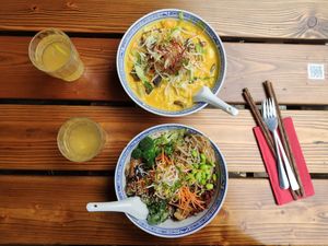 Lunch menu at 1990 Vegan Living in Berlin