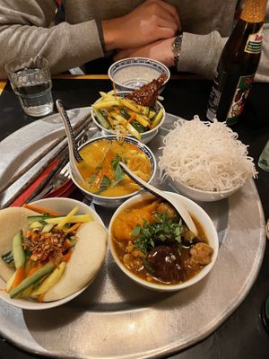 fantastic, good value, good service, amazing menu, amazing value  at 1990 Vegan Living in Berlin