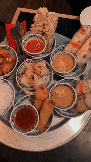 Kleine bowls   at 1990 Vegan Living in Berlin