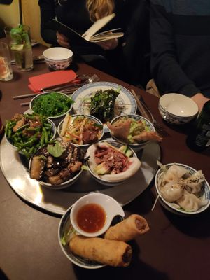 Different types of bowls at 1990 Vegan Living in Berlin