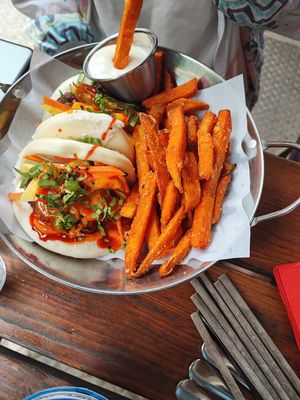  at 1990 Vegan Living in Berlin