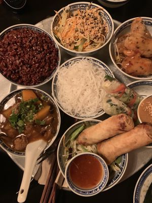 Amazing vegan dinner at 1990 Vegan Living in Berlin