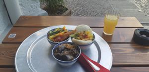 3 dishes at 1990 Vegan Living in Berlin