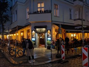 Restaurant at 1990 Vegan Living in Berlin