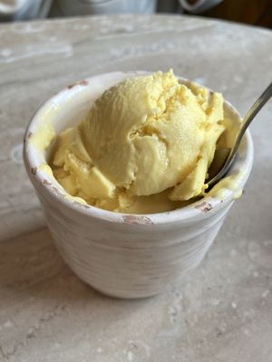 Mango ice cream  at Casa La Familia in Vilnius