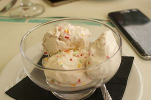 vegan vanilla ice-cream at By Valeria in Santa Maria