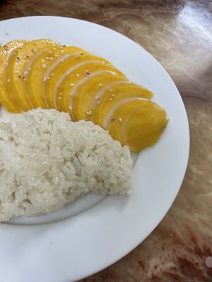 Mango sticky rice  at Yummy Restaurant in Cat Ba