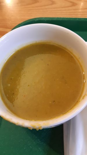 vegetable soup at DaTerra - Bom Sucesso Markt in Porto