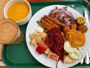 Lunch   at DaTerra - Bom Sucesso Markt in Porto