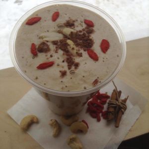 Breakfast smoothie
with corn milk/out/dates/nuts/cocoa powder/banana at Vegan.FTK in Moscow