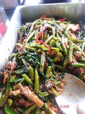 cow pea with chilli paste stir fried at Pang Vegetarian in Udon Thani