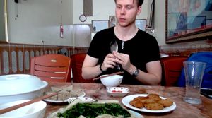 Clean place with free fast wifi and Excellent Friendly service. at An Lac in Ninh Binh