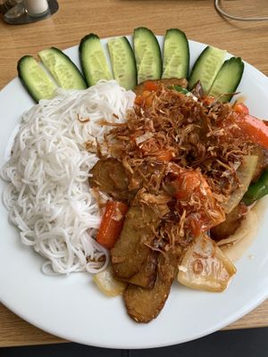 BBQ TEMPEH  at Veganland - Karlovo Namesti in Prague