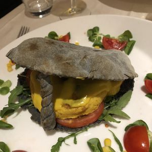 Vegan burger - paradise! at Valentino Legend in Milan