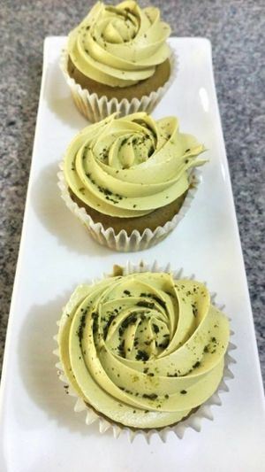 vegan matcha greentea cupcakes at Dessert First in Meycauayan