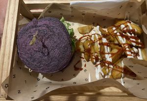 Purple - flower bun   at Flower Burger in Turin