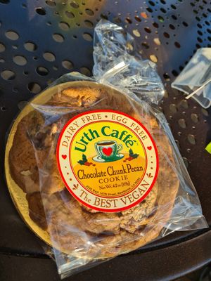 vegan cookie! at Urth Caffe in Laguna Beach