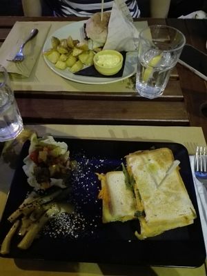 sandwich and burguer at Gorilla in Turin