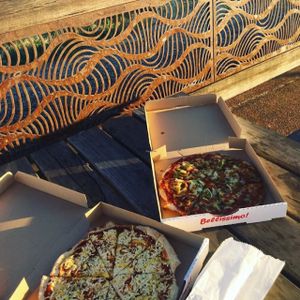 Pizza by the beach! Vegan Margarita and Vegan Mexican w Vegan Garlic Bread at Harry's Gourmet Pizza in Adamstown