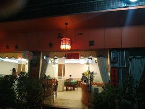 Shop front at Tian Yi Su Cai Guan in Guangzhou