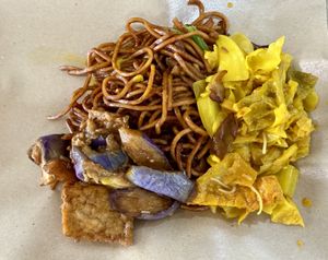   at Su Shi Ci Xin Vegetarian Food  in Central Singapore